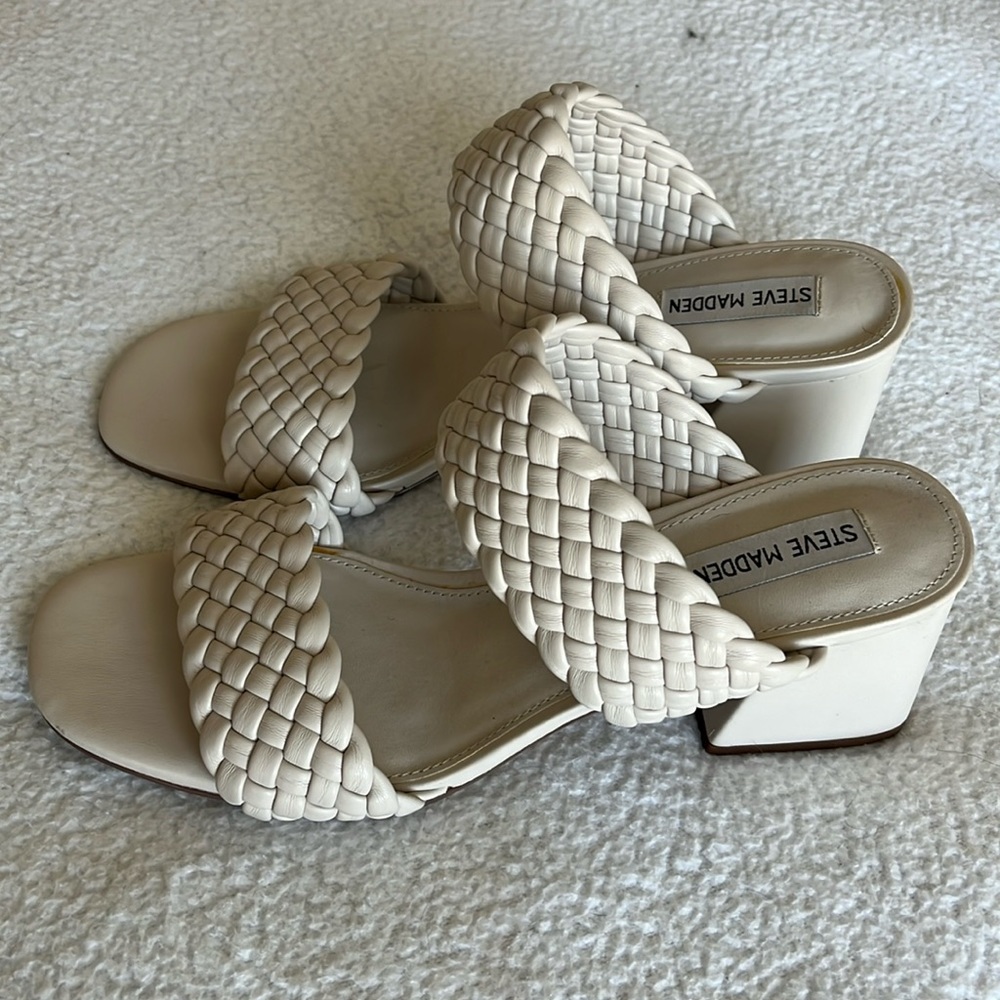 Steve Madden Block Heel Bone Color Size 11 - image 1